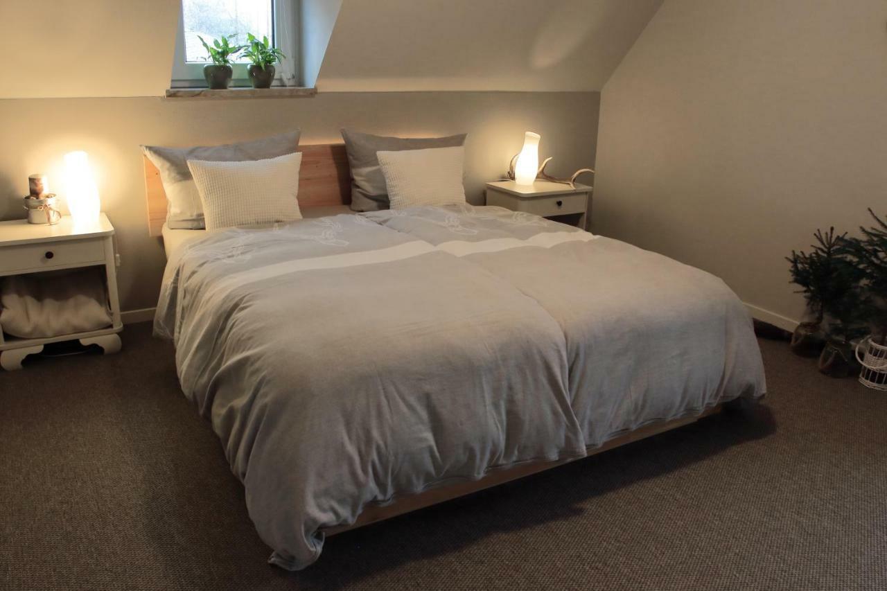 Haus Kolmesfeld Apartment Sensweiler Екстериор снимка